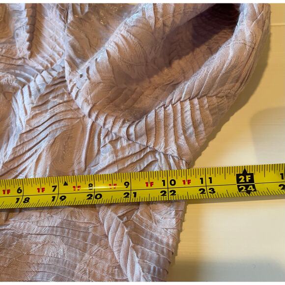 Chico’s Pink Blouse Top Textured Pleated Shimmer Button Up Collar Sz L Unique - Picture 11 of 12